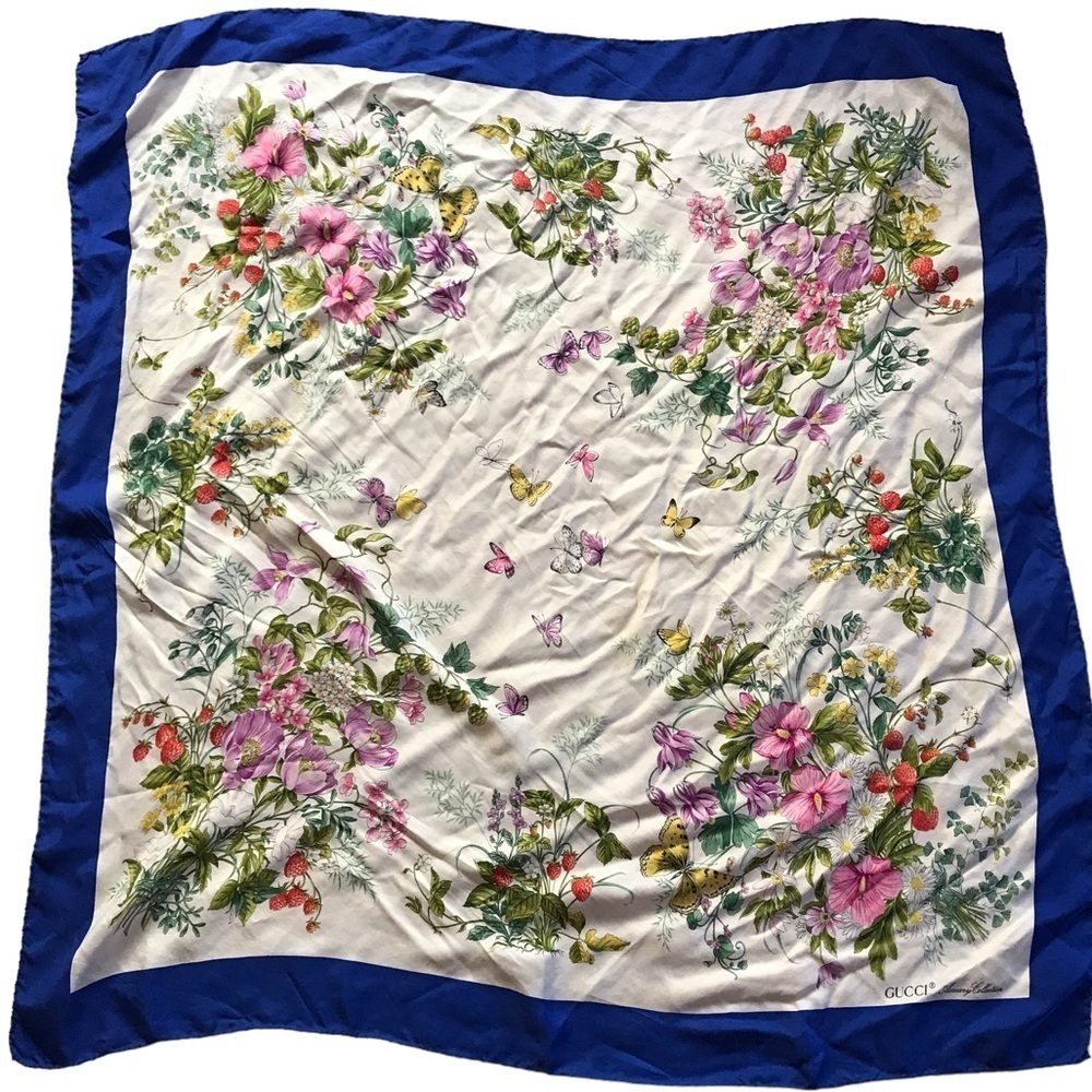 *Vintage* Gucci accessory collection 100% silk floral butterfly scarf - Picture 1 of 13